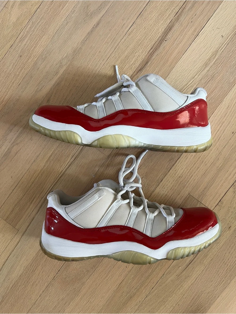 Jordan Low-Top Sneakers in White and Red